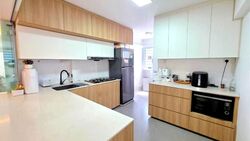 Blk 894 TAMPINES GROVE (Tampines), HDB Executive #576365331